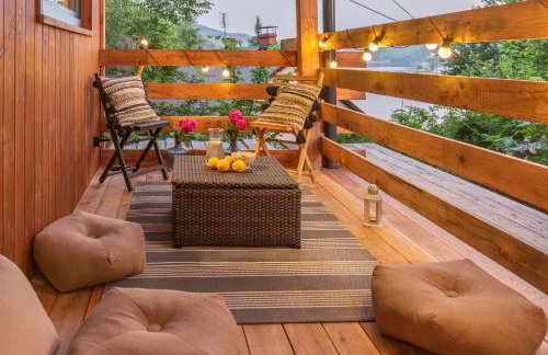 Domek nad jeziorem w górach - Foto 29