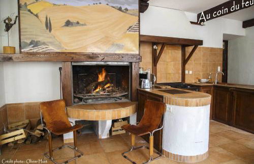 Villa spacieuse à Crastes avec piscine privée et vue montagne - Photo 7