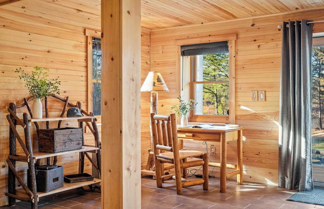 Deer Haven Cabin by Avantstay Waterfront Dock + Firepit - Foto 52