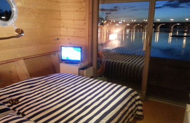 Different Holidays - Foto 2