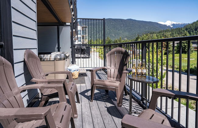 Revel in the Stoke by Revelstoke Vacations - Foto 39