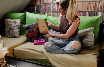 Shoreditch Cinema & Sauna retreat- 2BDR House with Garden & Games Room - Sleeps 6 - Photo 22