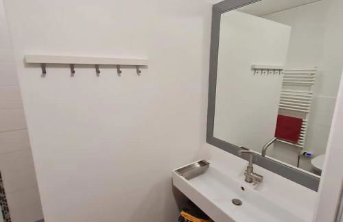 Gite de Coulassy 8 à 10 pers dans parc de 2 hectares - Foto 15