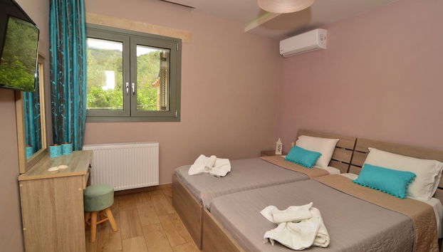 Villa Lobos (Labrini) - Photo 2, Room