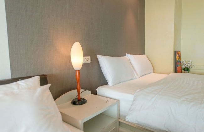 Hillside Plaza & Condotel 4 Downtown - Photo 21