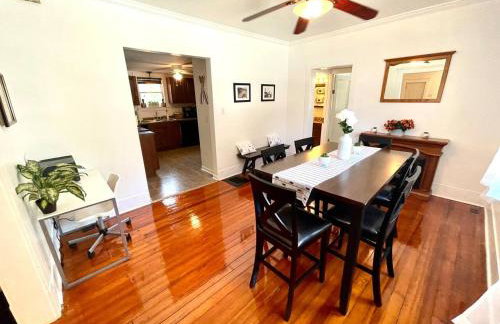 ENTIRE UNIT- Charming Century Home in Harbour Town - Foto 10