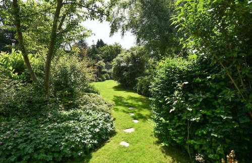 Sunny, Single-level Cottage with Garden & Parking, Dog friendly, Near Rye - Photo 9