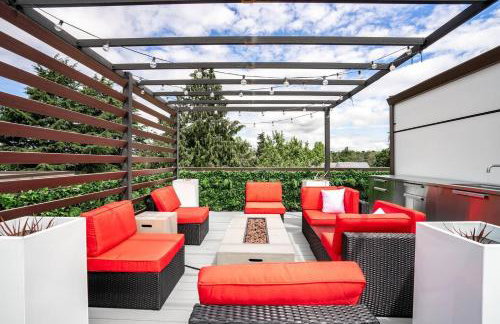 Stylish Urban Retreat w Rooftop Deck - Foto 47