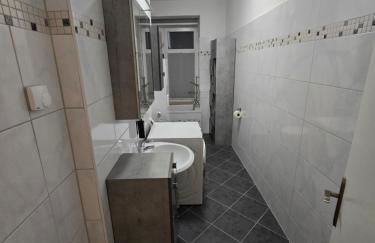 Boardinghouse mit 10 großen Apartments mit Parkplatz und Balkon - Photo 57