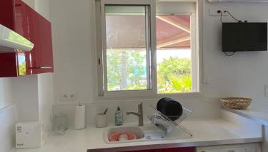 Appart 2ème ligne vue mer, 2 chambres, clim, internet, parking - Foto 4