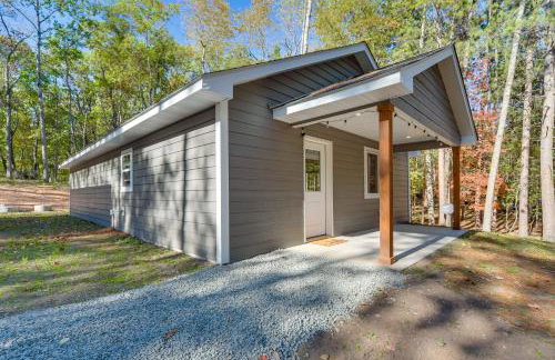 Lake Days, Links and Trails! Danbury Cottage - Foto 15