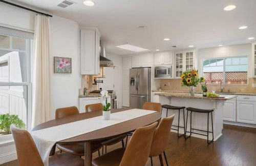 Modern 3BR Home in Napa with Hot Tub & Detached Office - Foto 4