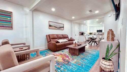 Southwest x Southeast 3BR 2BA - Foto 2