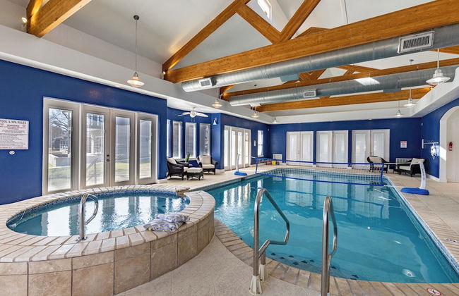 Luxurious Lakehouse With Indoor Pool-hot Tub-fire Pit - Foto 27