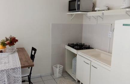 Apto 10: sala/cozinha,1quarto(ar e 2 camas)c/garag - Foto 7