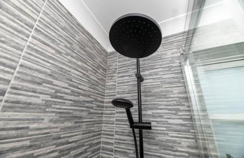 Modern 3BR Home - Designated Parking - Groups - Foto 34