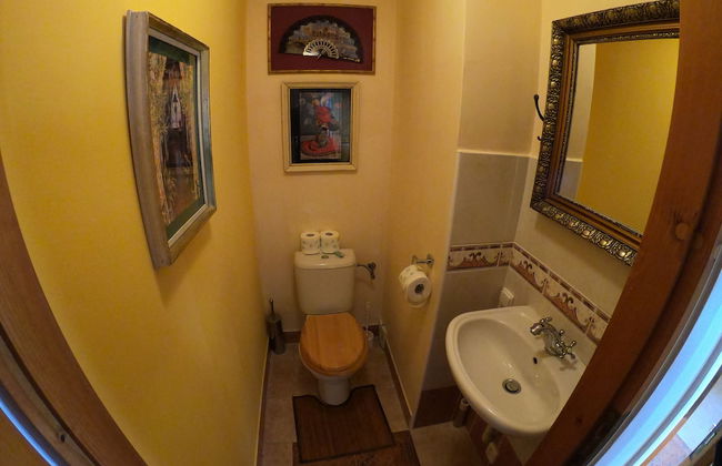 Downtown Apartment Bratislava - Photo 28