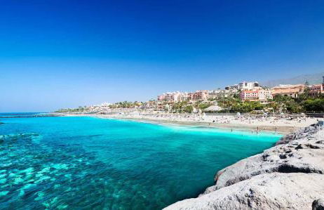 HomeForGuest Design Attic Apartment FREE Parking - Foto 39