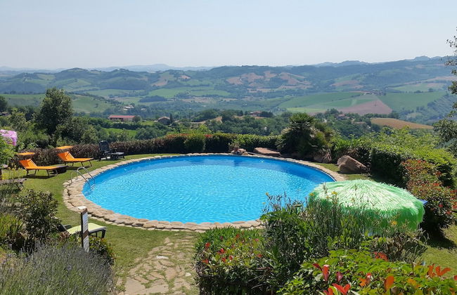 Old House - Photo 26