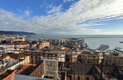 La Dimora dei Naviganti - 15 Min dalla Costiera Amalfitana Vista Mare con Jacuzzi - Foto 22