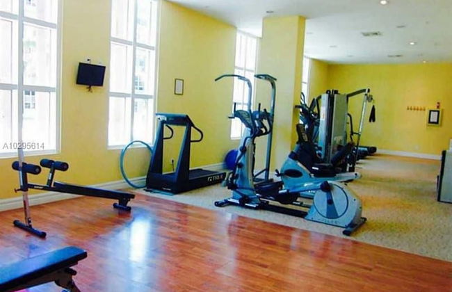 Beautiful Asian Retreat 2bd/2bth Apt. min to Beach - Foto 26