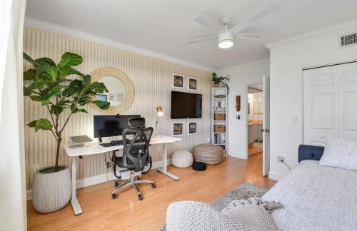 Palm Penthouse - Bright Designer Penthouse in the Heart of CityPlace - Foto 12