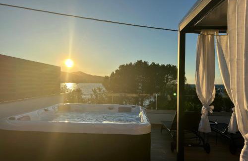 Beachfront house Miamore - 10 m from the sea - Foto 13