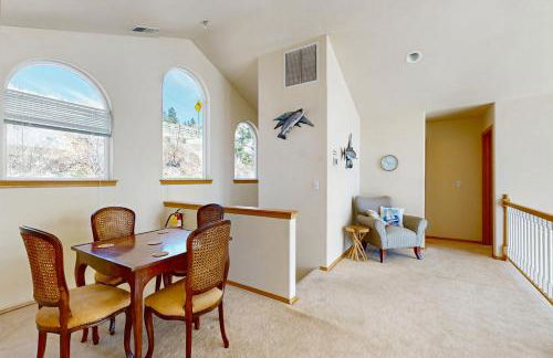 Lakefront Retreat - Foto 16