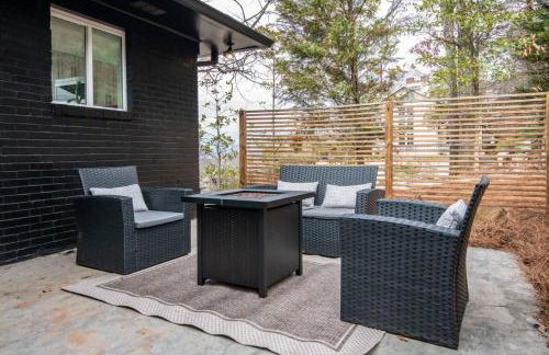 Luxurious Retreat with Stunning Views Sleeps 16) - Foto 33