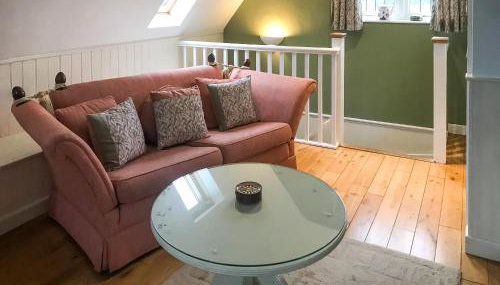 Goodwood Coach House - Foto 1