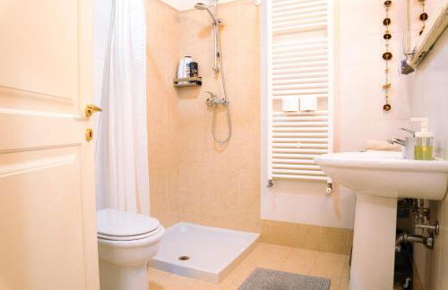 Venice's neighbor Home - Photo 38