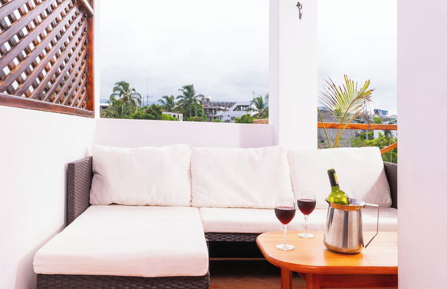 Galapagos and Beyond - Photo 13