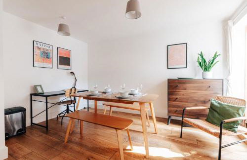 Redland Stay In Bespoke Home 2 of 2 - Foto 21