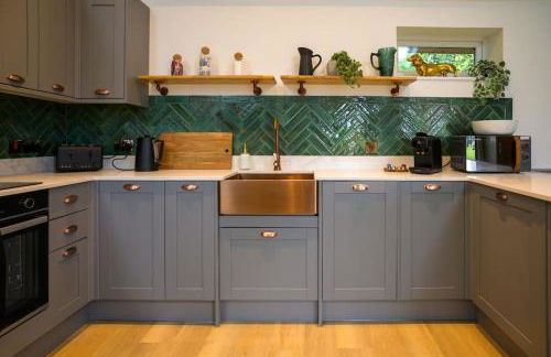 ''The Den'' Lakeview Apartment at Watersedge - Foto 25