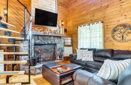 9 Mi to Lake Burton Cabin with Deck Near Helen - Foto 4