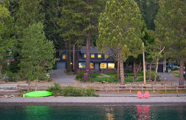 West Shore Lake House by Avantstay Ski Cabin w/ Backyard Sledding Hill! - Photo 1