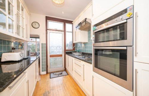 Spacious 3bedroom house near Crystal Palace London - Pass the Keys - Foto 41