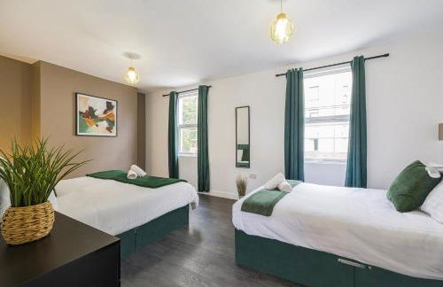 Station Side Sanctuary - 2BR Central Brighton Stay - Foto 2