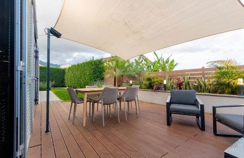 The Jolie - A Retreat in the City in an Entire House - Foto 36