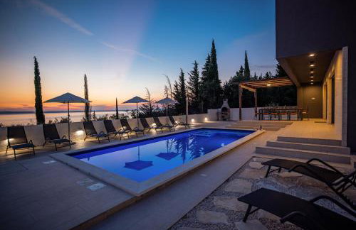 Royal Promons - heated pool - Foto 35