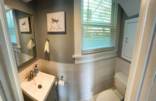 Modern 3BR, Pet-Friendly, WiFi, Washer & Dryer - Foto 17