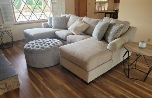 Extremely Chill 3 Bedroom Home - Foto 28