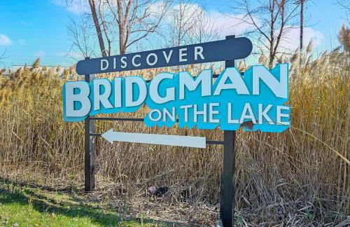 8-Acre Bridgman Oasis Pool, Hot Tub and Game Room - Foto 43