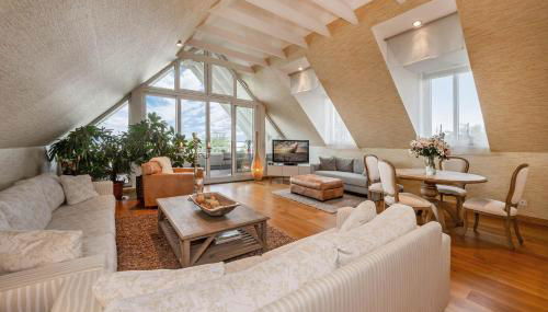 Wellness-Oase mit Wasserblick, Pool, Sauna & Fitnessbereich - Foto 4