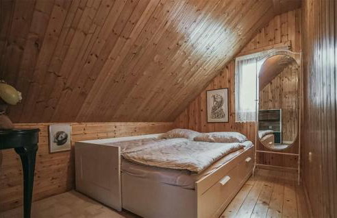 5 Bedroom Cozy Home In Sertic Poljana - Foto 17