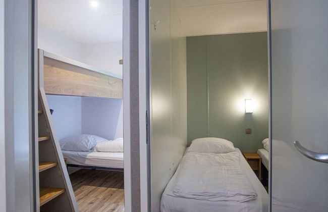 Beautiful House With Covered Terrace, Located in a Holiday Park in Rhenen - Photo 18