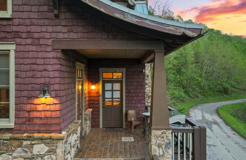 Mtn Views Hot Tub Close to Asheville - Foto 38