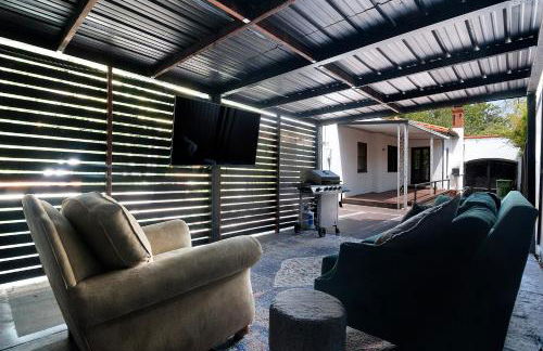 Beautiful Large 3 Bedroom 2 Bath Plus Pool and Jacuzzi - Foto 45