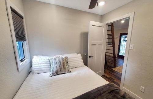 The Canal Cottage off West Lake Okoboji - Foto 26