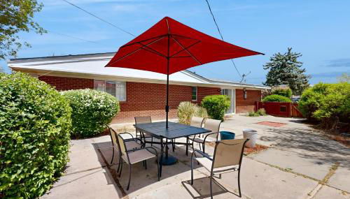 Farmington Family Home with Private Patio - Foto 2